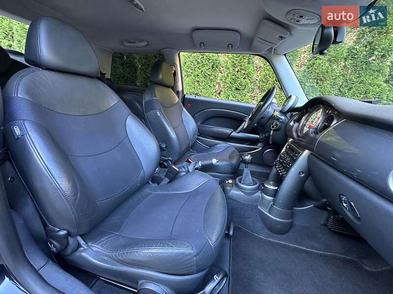 Хетчбек MINI Cooper 2006 в Львові фото 31 Хетчбек MINI Cooper 2006 в Львові