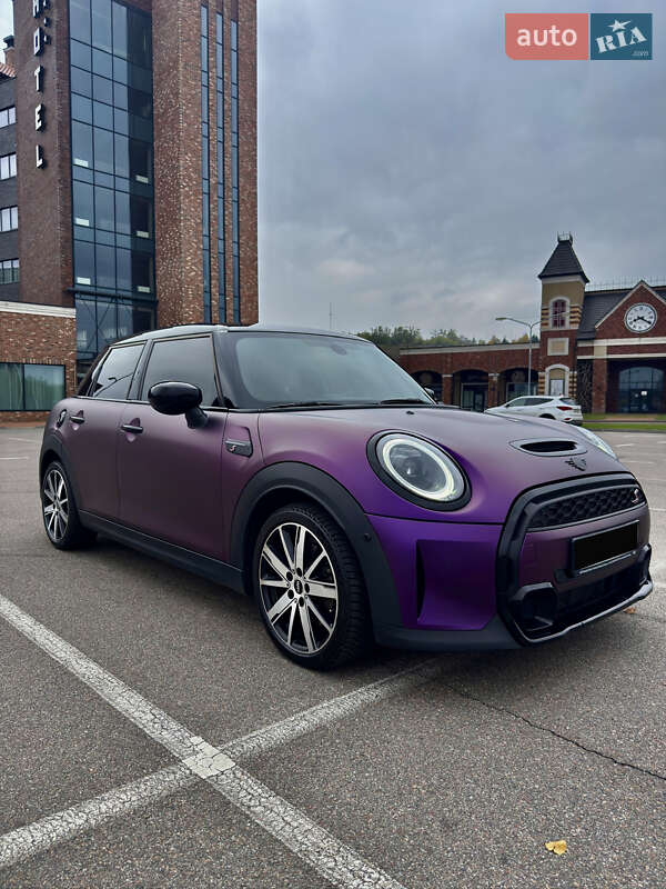 Хэтчбек MINI Cooper 2021 в Киеве