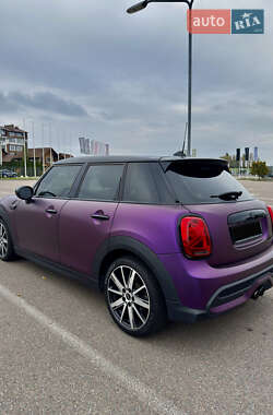 Хэтчбек MINI Cooper 2021 в Киеве