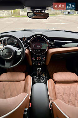 Хэтчбек MINI Cooper 2021 в Киеве