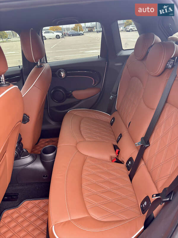 Хэтчбек MINI Cooper 2021 в Киеве