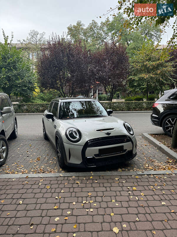 Хэтчбек MINI Cooper 2021 в Киеве