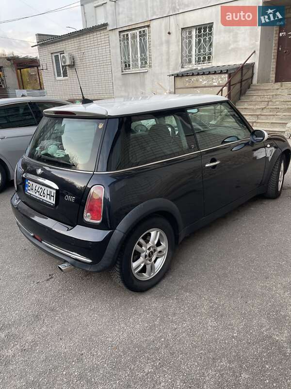Хетчбек MINI Cooper 2006 в Кропивницькому