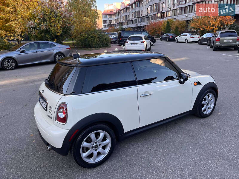 Хетчбек MINI Cooper 2013 в Києві фото 8 Хетчбек MINI Cooper 2013 в Києві