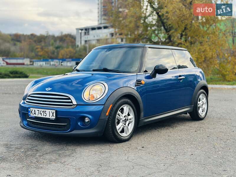Хетчбек MINI Cooper 2011 в Києві фото Хетчбек MINI Cooper 2011 в Києві