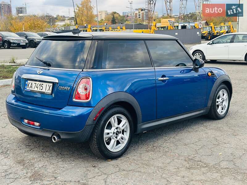 Хетчбек MINI Cooper 2011 в Києві фото 8 Хетчбек MINI Cooper 2011 в Києві