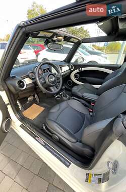 Хэтчбек MINI Cooper 2015 в Львове
