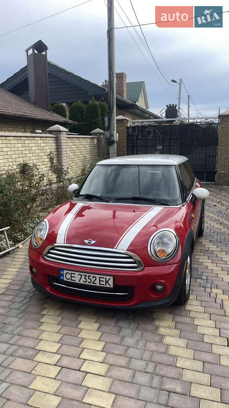 Хэтчбек MINI Cooper 2013 в Черновцах