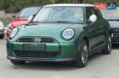 Хетчбек MINI Cooper 2024 в Києві фото 2 Хетчбек MINI Cooper 2024 в Києві