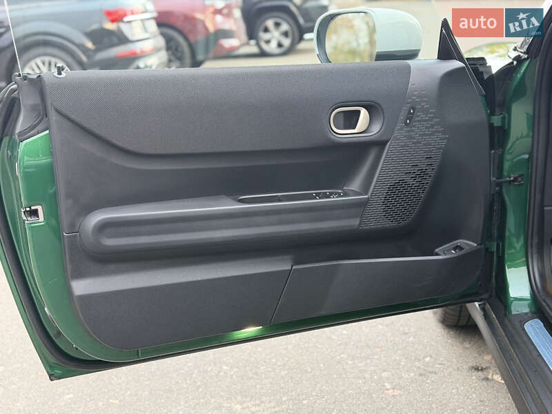 Хэтчбек MINI Cooper 2024 в Киеве фото 9 Хэтчбек MINI Cooper 2024 в Киеве