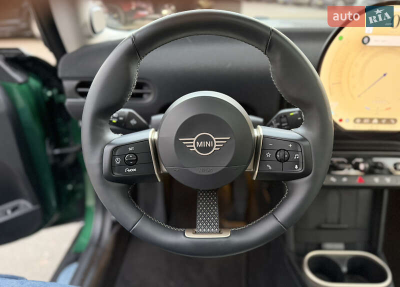 Хетчбек MINI Cooper 2024 в Києві фото 15 Хетчбек MINI Cooper 2024 в Києві