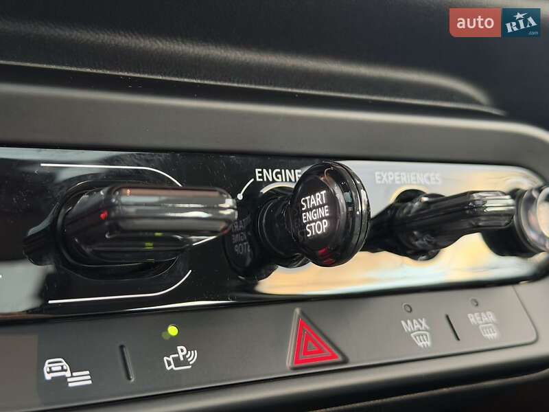 Хетчбек MINI Cooper 2024 в Києві фото 21 Хетчбек MINI Cooper 2024 в Києві
