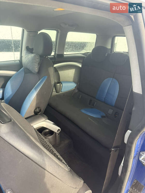 Хэтчбек MINI Cooper 2008 в Вараше