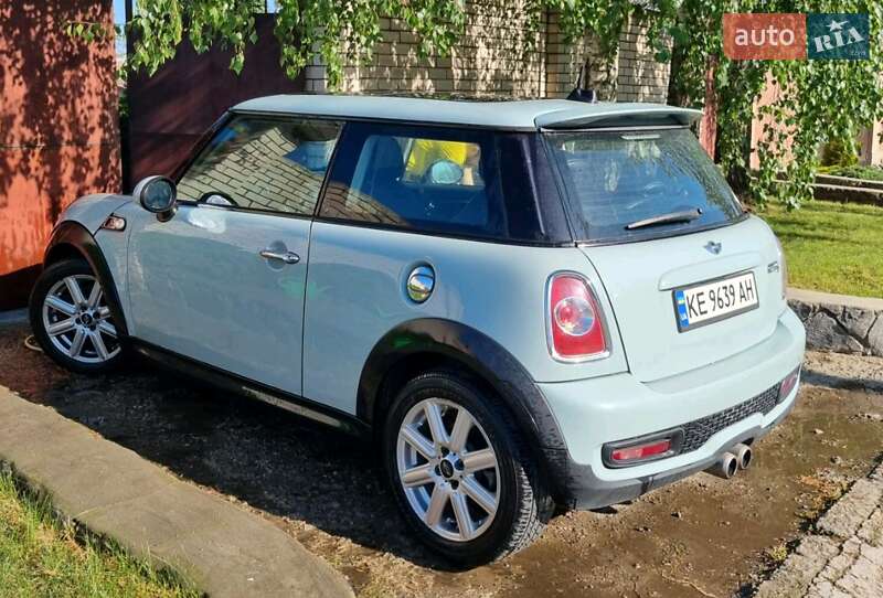 Хетчбек MINI Cooper 2011 в Дніпрі