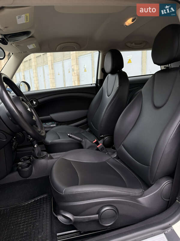 Хетчбек MINI Cooper 2011 в Харкові