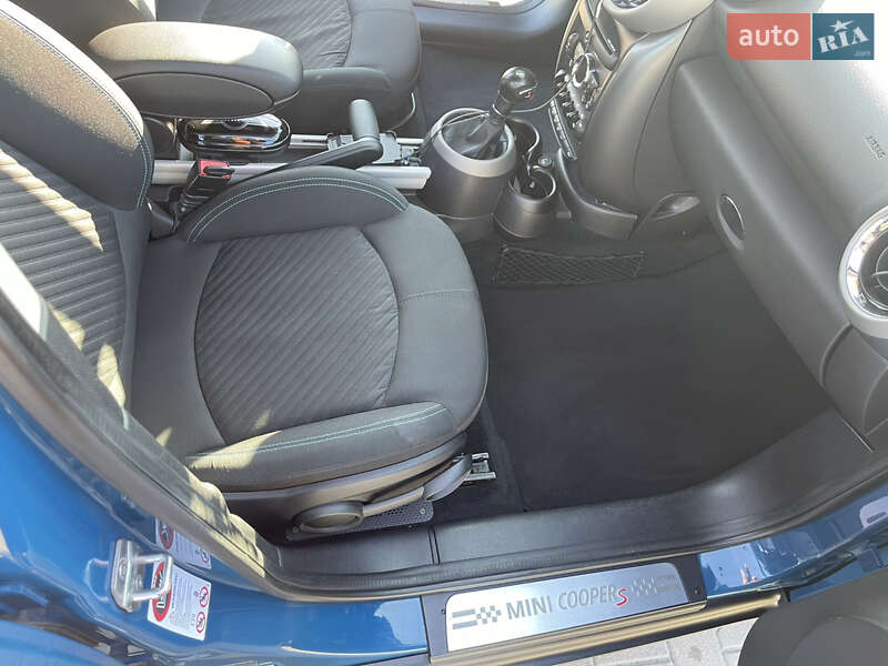 Хетчбек MINI Cooper 2013 в Києві фото 18 Хетчбек MINI Cooper 2013 в Києві