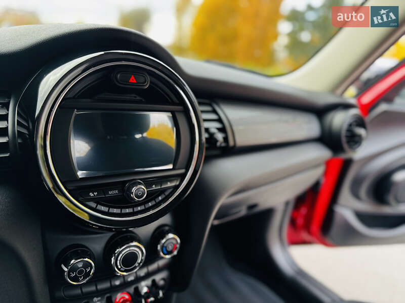 Хетчбек MINI Cooper 2020 в Здолбуніві