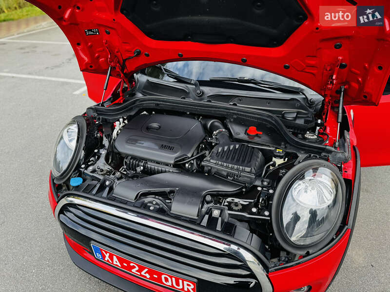 Хетчбек MINI Cooper 2020 в Здолбуніві