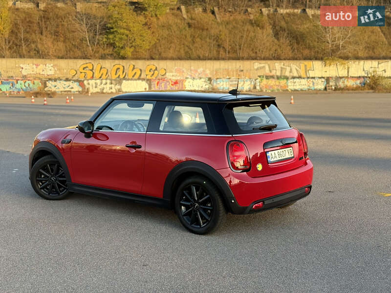 Хетчбек MINI Cooper 2021 в Києві