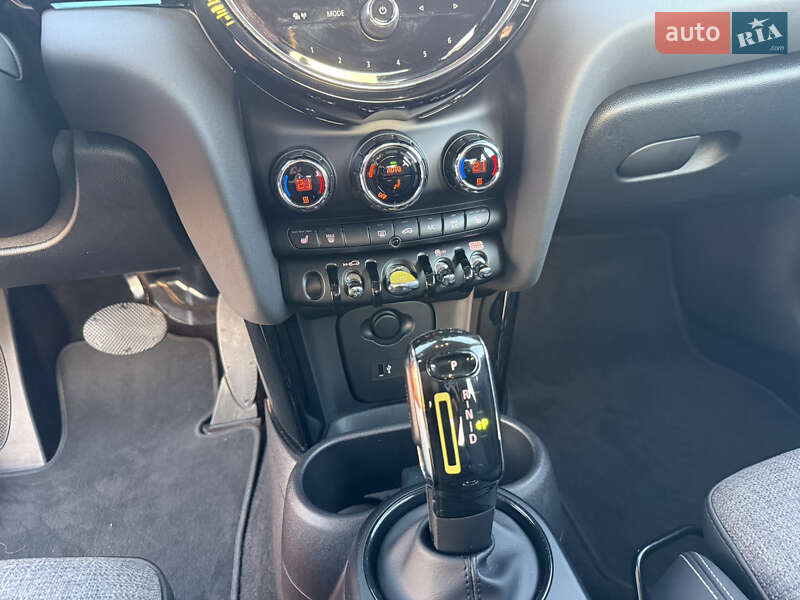 Хетчбек MINI Cooper 2021 в Києві