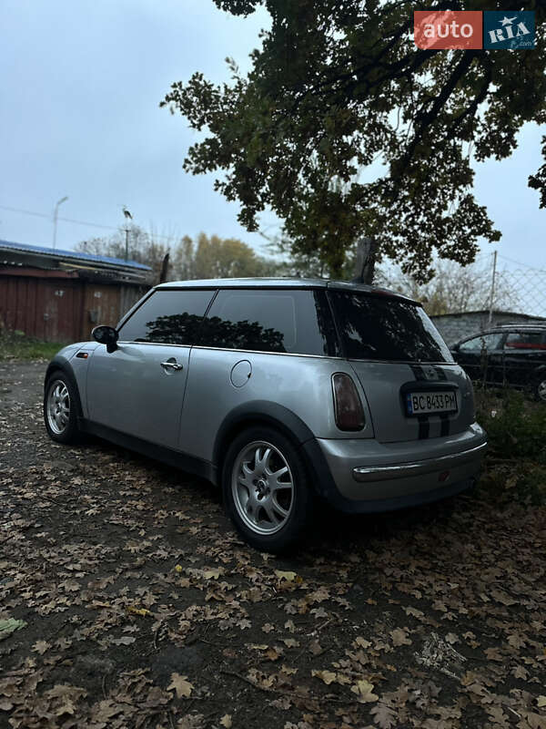Хэтчбек MINI Cooper 2004 в Василькове фото 3 Хэтчбек MINI Cooper 2004 в Василькове