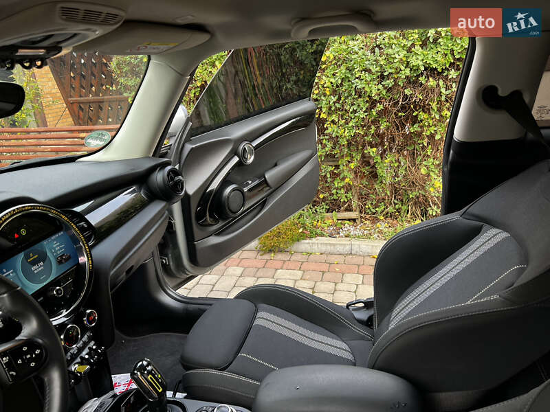 Хэтчбек MINI Cooper 2022 в Виннице