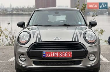 Хэтчбек MINI Cooper 2017 в Киеве