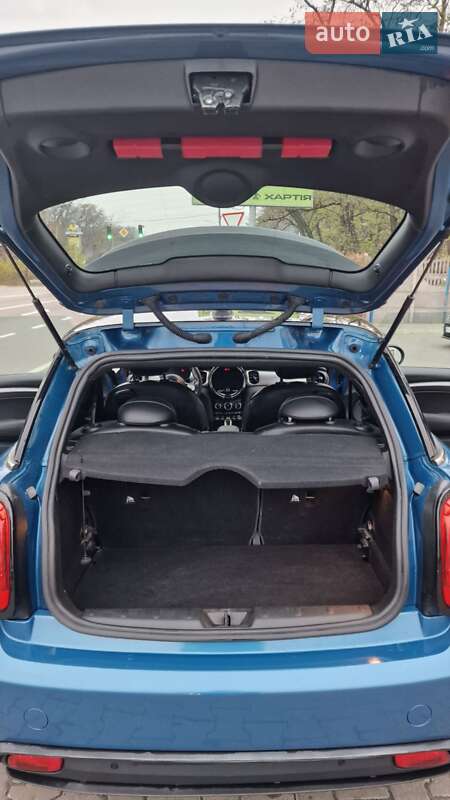 Хэтчбек MINI Cooper 2022 в Киеве