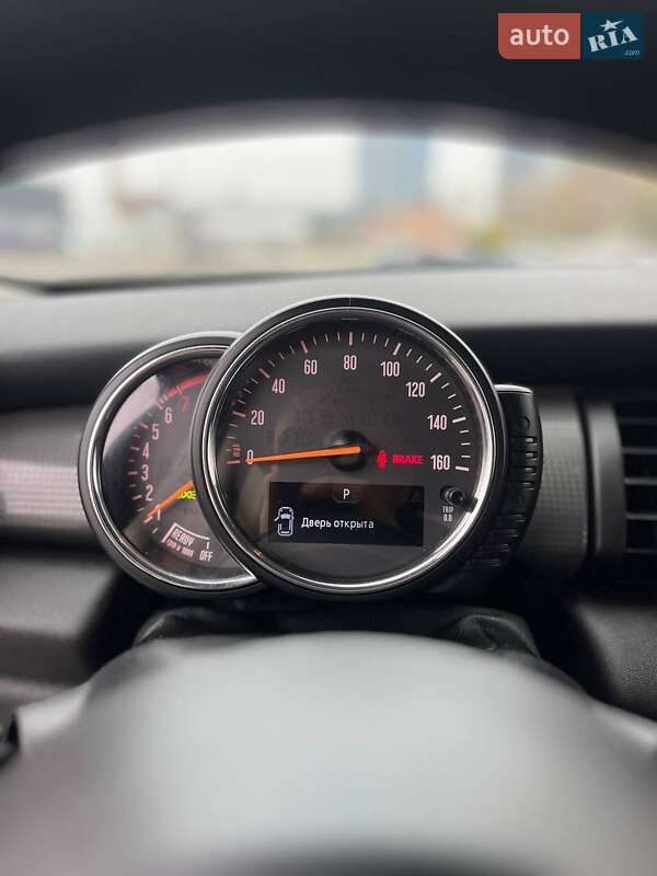 Хэтчбек MINI Cooper 2015 в Киеве фото 16 Хэтчбек MINI Cooper 2015 в Киеве