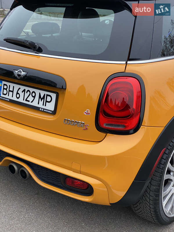 Хэтчбек MINI Cooper 2015 в Киеве