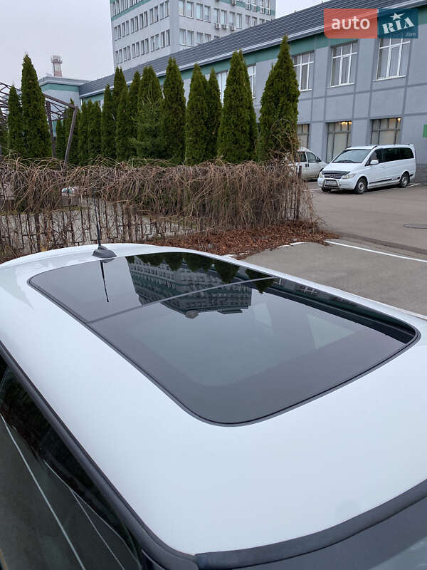 Хэтчбек MINI Cooper 2015 в Киеве