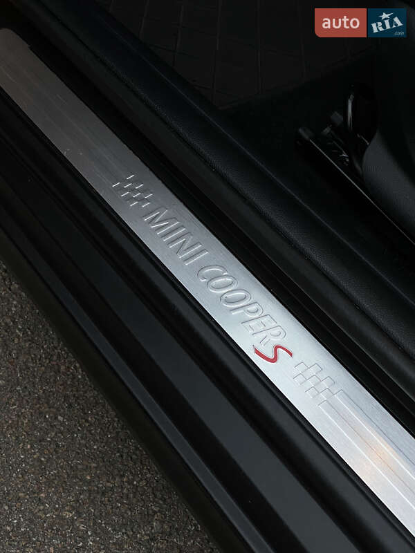 Хэтчбек MINI Cooper 2015 в Киеве