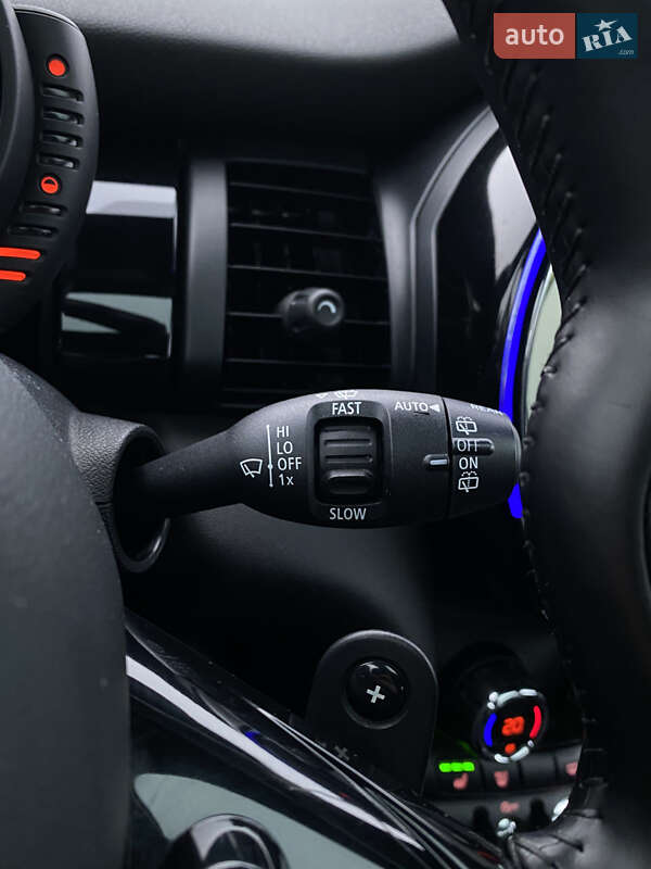 Хэтчбек MINI Cooper 2015 в Киеве