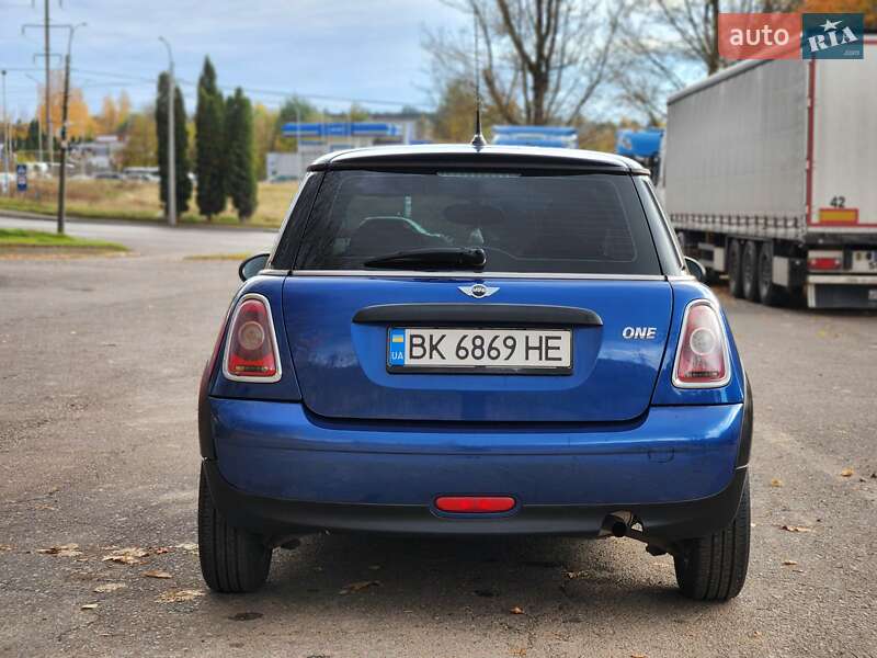 Хэтчбек MINI Cooper 2008 в Ровно фото 11 Хэтчбек MINI Cooper 2008 в Ровно