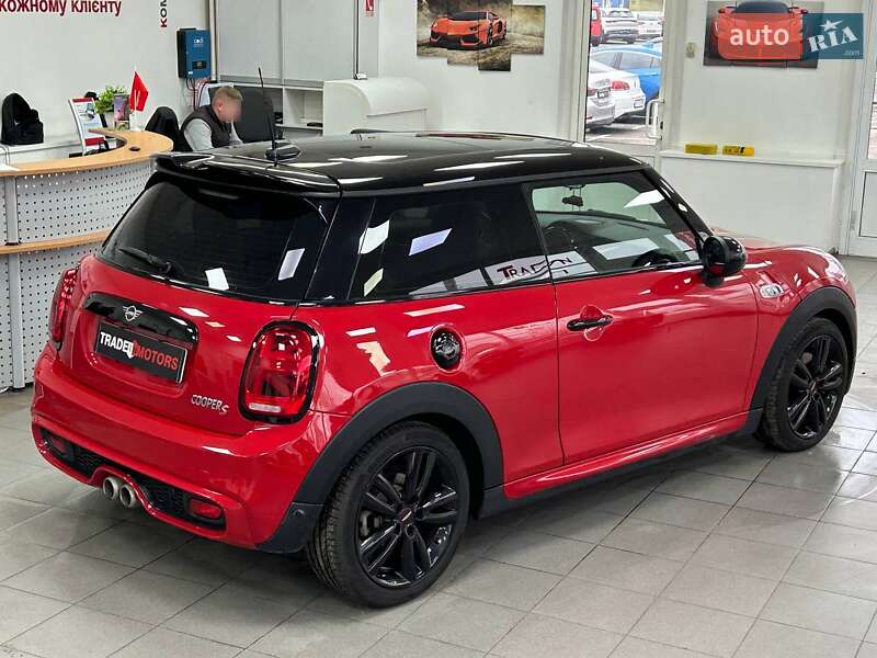 Хетчбек MINI Cooper 2018 в Києві