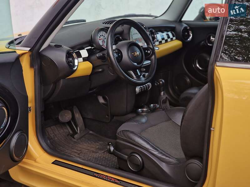 Хетчбек MINI Cooper 2007 в Одесі