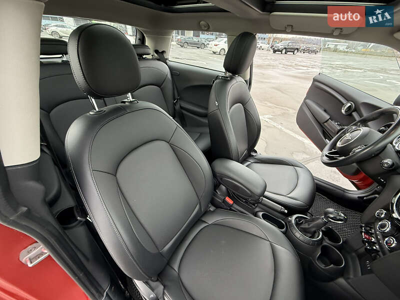 Хетчбек MINI Cooper 2014 в Києві фото 15 Хетчбек MINI Cooper 2014 в Києві