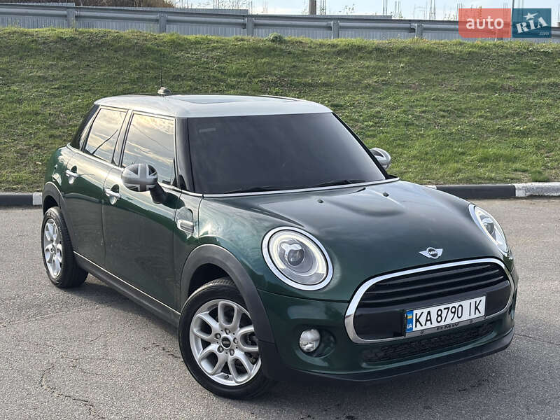 Хэтчбек MINI Cooper 2018 в Киеве фото 3 Хэтчбек MINI Cooper 2018 в Киеве
