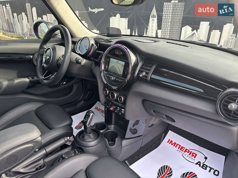 Хэтчбек MINI Cooper 2018 в Киеве фото 16 Хэтчбек MINI Cooper 2018 в Киеве