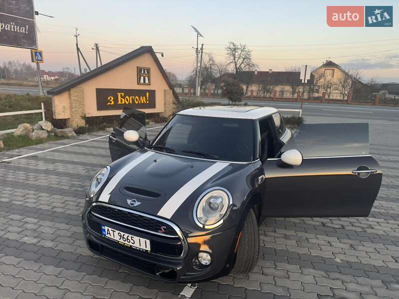 Хетчбек MINI Cooper 2018 в Івано-Франківську фото Хетчбек MINI Cooper 2018 в Івано-Франківську