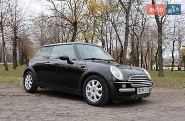 Хэтчбек MINI Cooper 2002 в Кривом Роге