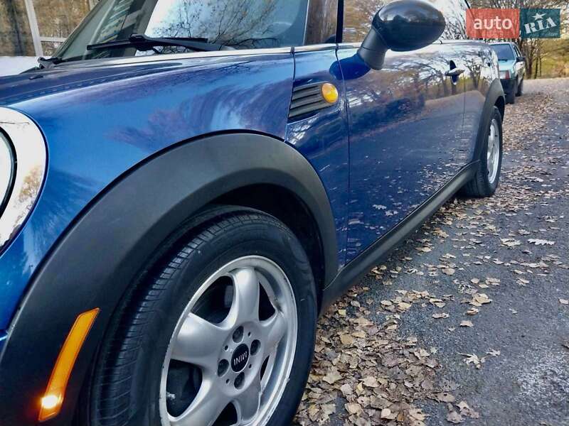 Хэтчбек MINI Cooper 2008 в Солотвине