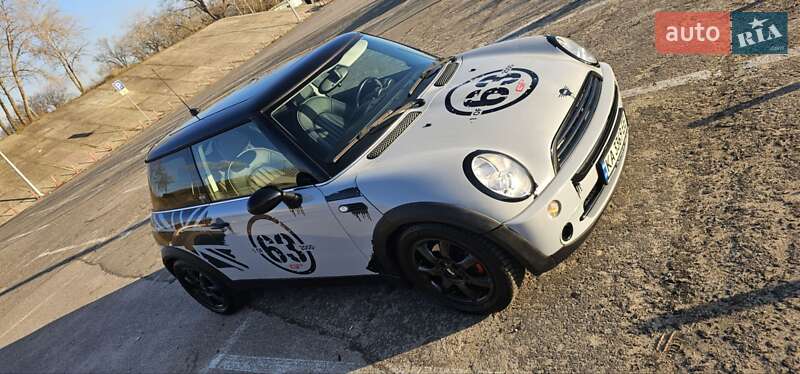 Хэтчбек MINI Cooper 2006 в Киеве