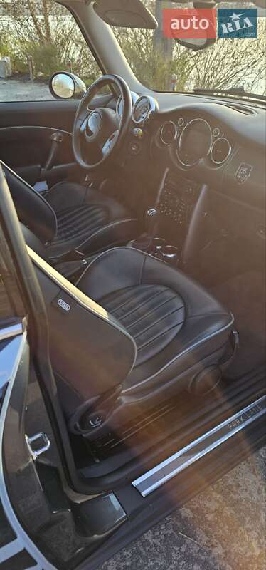 Хэтчбек MINI Cooper 2006 в Киеве