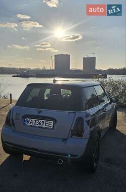 Хэтчбек MINI Cooper 2006 в Киеве