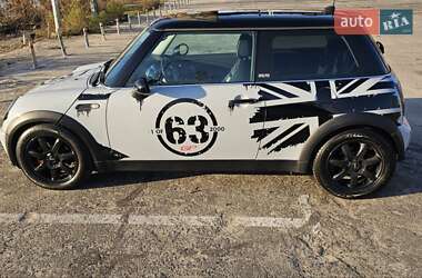 Хэтчбек MINI Cooper 2006 в Киеве