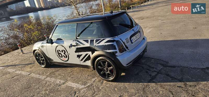 Хэтчбек MINI Cooper 2006 в Киеве