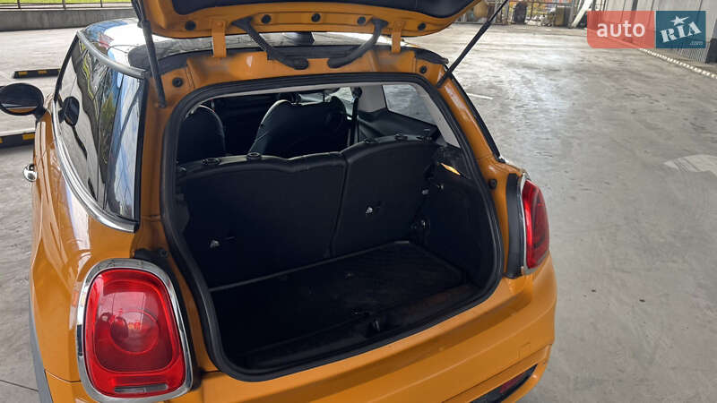 Хетчбек MINI Cooper 2014 в Рівному