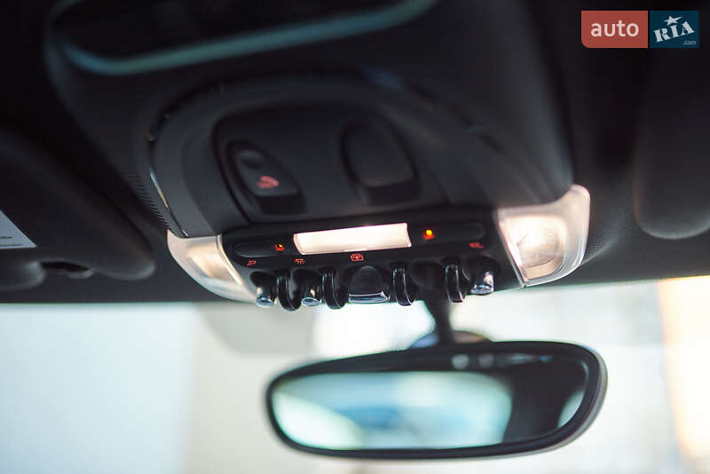 Хетчбек MINI Cooper 2018 в Києві