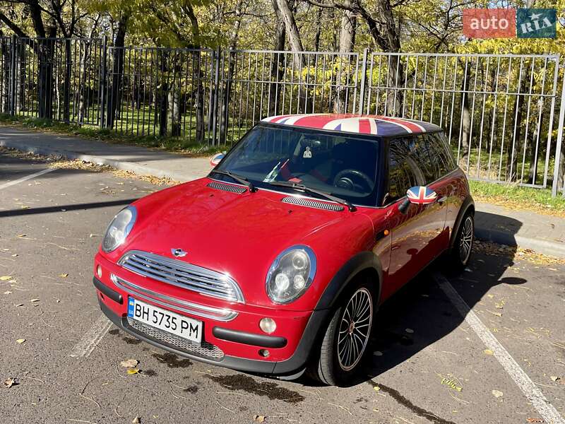 Хэтчбек MINI Cooper 2004 в Одессе